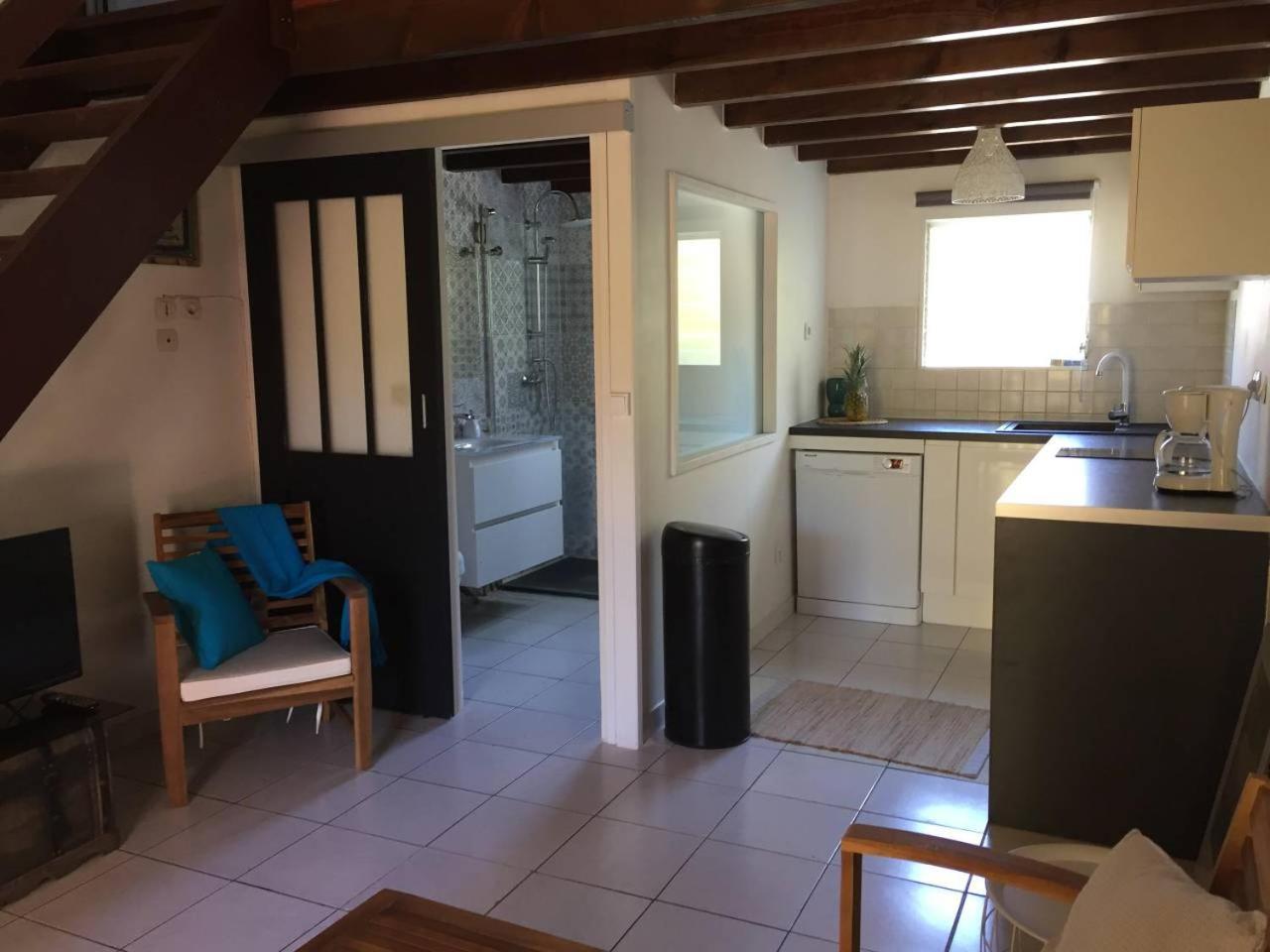 Ferienwohnung T2 Tropical En Bord De Piscine A 100M De La Mer Le Carbet Exterior foto